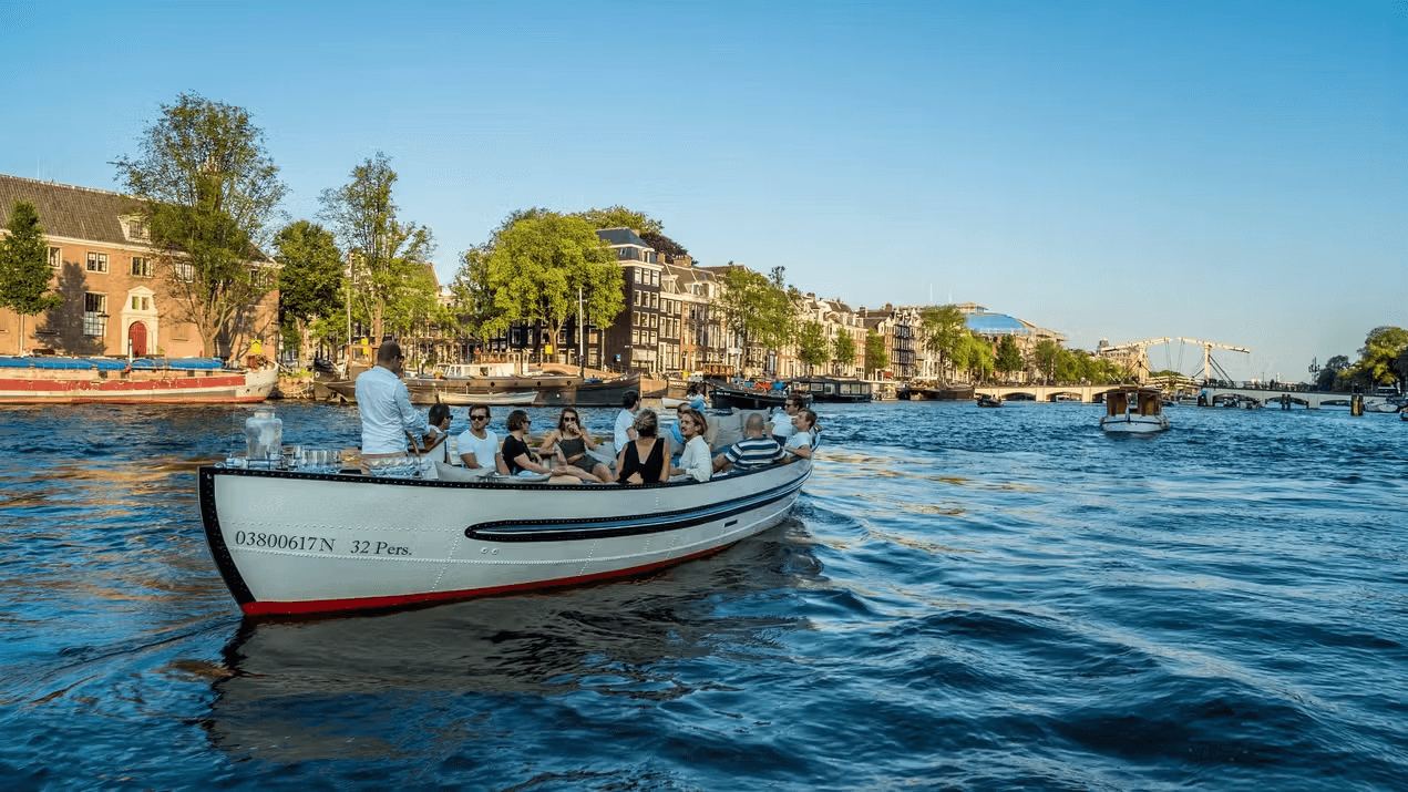 Amsterdam Sailors Running Dinner
